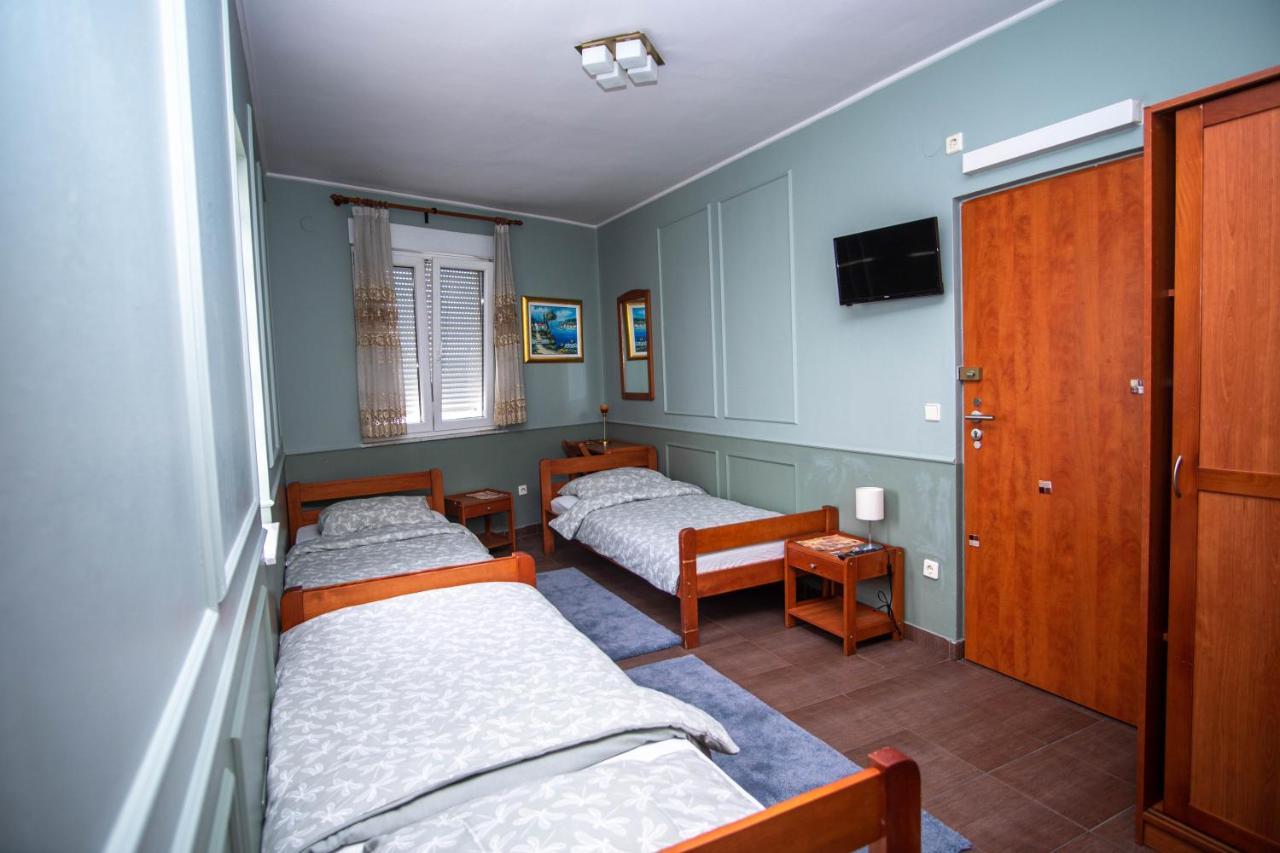 Sobe Amadeus Hotel Sesvete Bagian luar foto